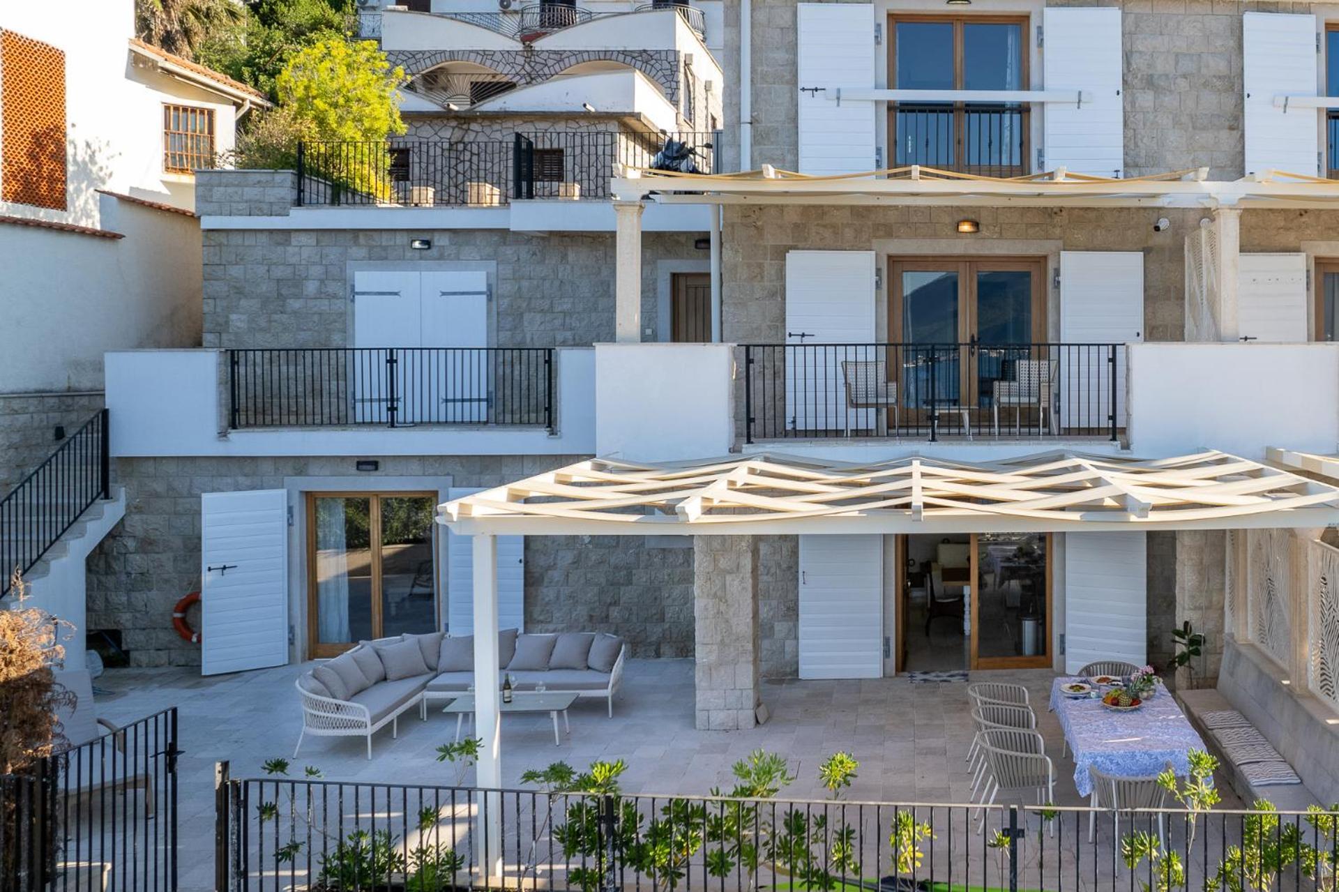 Villas Plitka Tivat Buitenkant foto