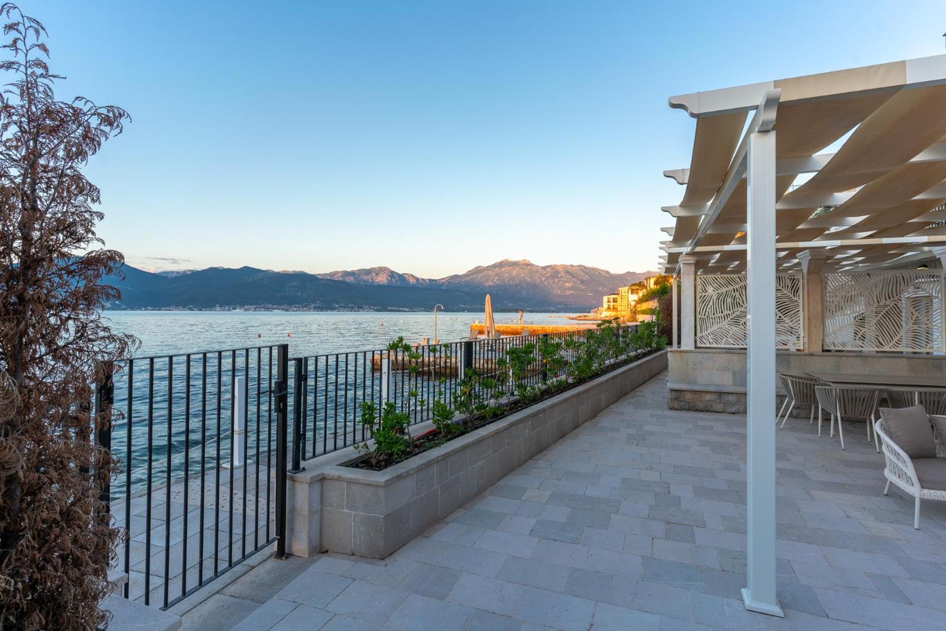 Villas Plitka Tivat Buitenkant foto